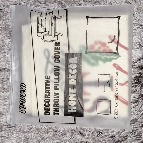 ๐ Christmas throw pillow covers. SEt of 2. 18"x18". New! - Picture 5 of 6